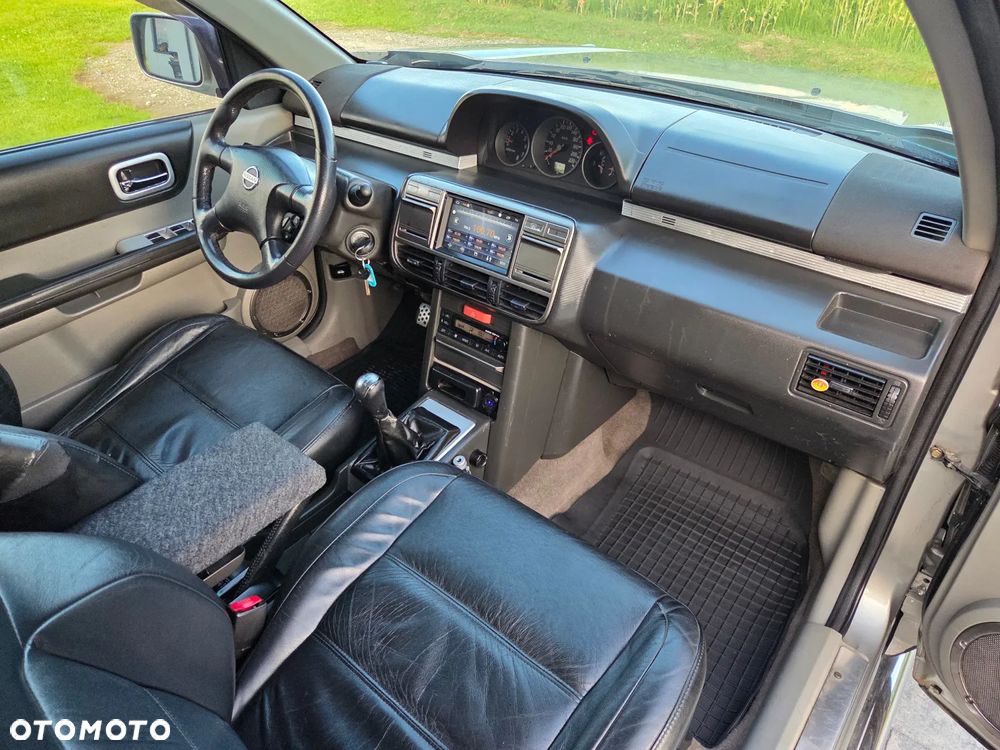 Nissan X-Trail 2.0 4x4 Comfort - 8