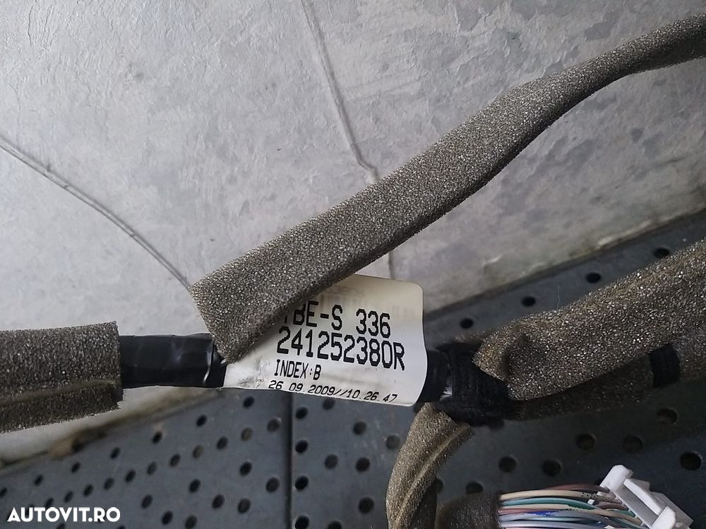 Cablaj instalatie electrica usa stanga fata renault megane 3 241252380r - 2