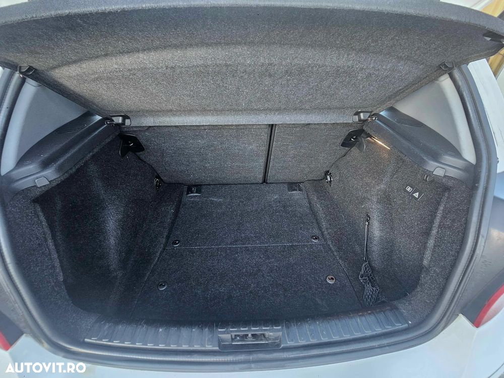 BMW Seria 1 118d DPF Edition Sport - 26