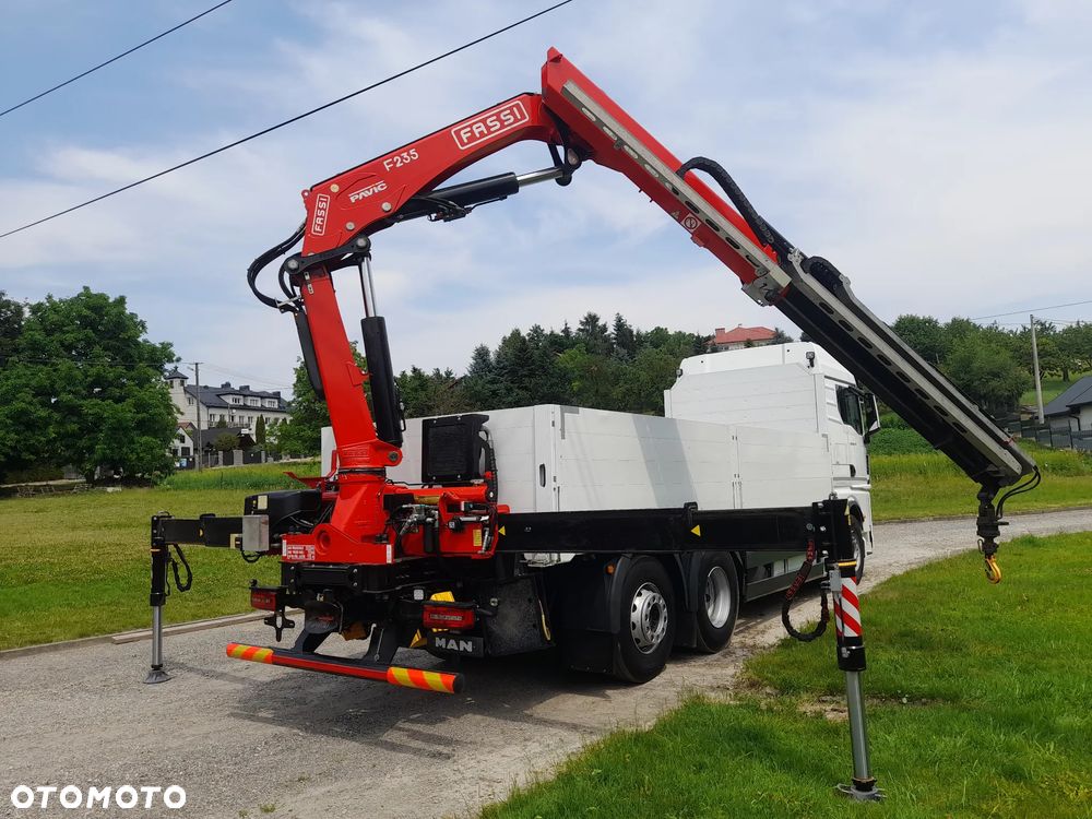 MAN TGX 26.470 6x2-4  OŚ PODWIESZANA - SKRĘTNA, HDS Dzwig Żuraw Fassi F235 + 5/6 funkcja chwytak/rotator + RADIO!!! Skrzynia 660x250cm - 8
