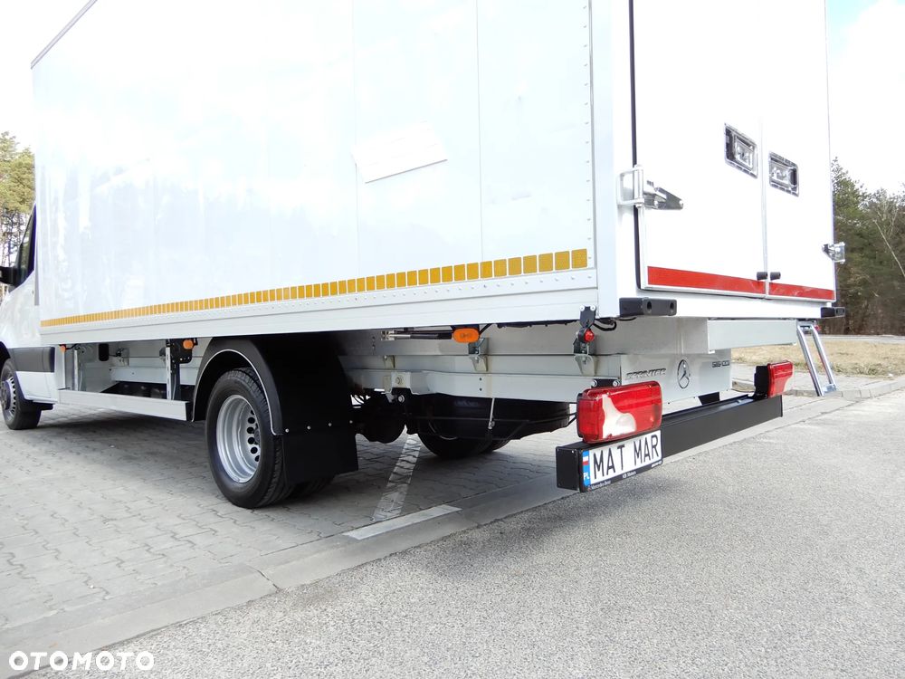 Mercedes-Benz Sprinter 516 CDI 2.2 CDI 163 KM Kontener 4.91 Cm 10 E.Palet Super Lekki ALUVAN DMC 3500 Kg 705 Kg Ładowność Tempomat Asystent Pasa Ruchu Stan Auta Jak Nowy UNIKAT - 17