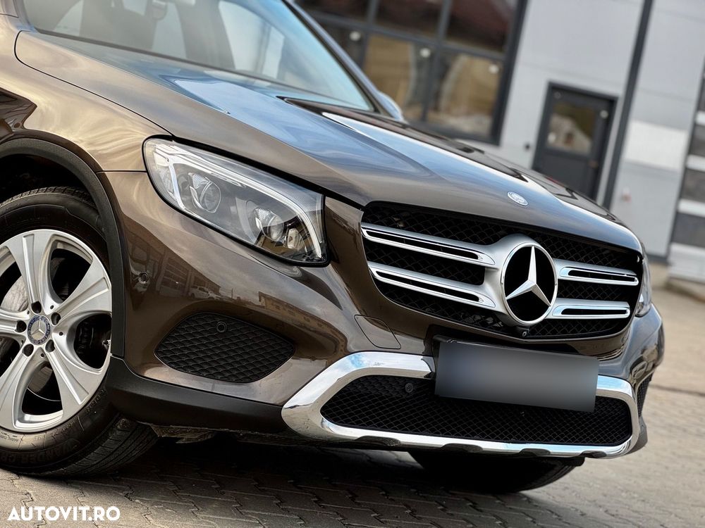 Mercedes-Benz GLC 220 d 4Matic 9G-TRONIC Exclusive - 31