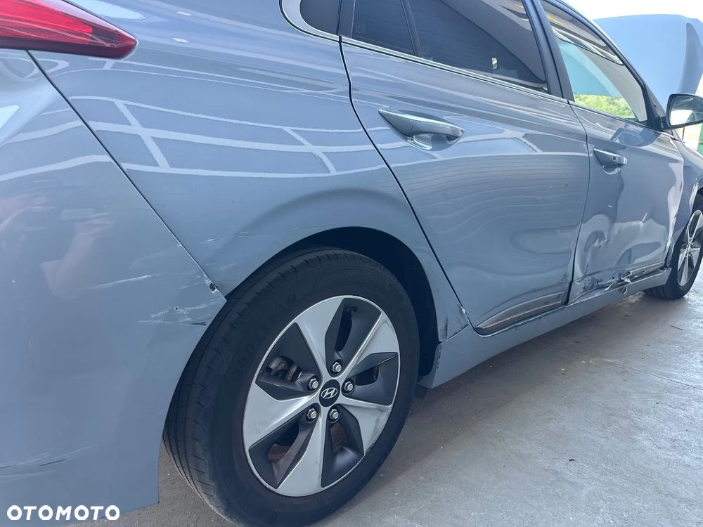 Hyundai IONIQ Electric Premium - 12