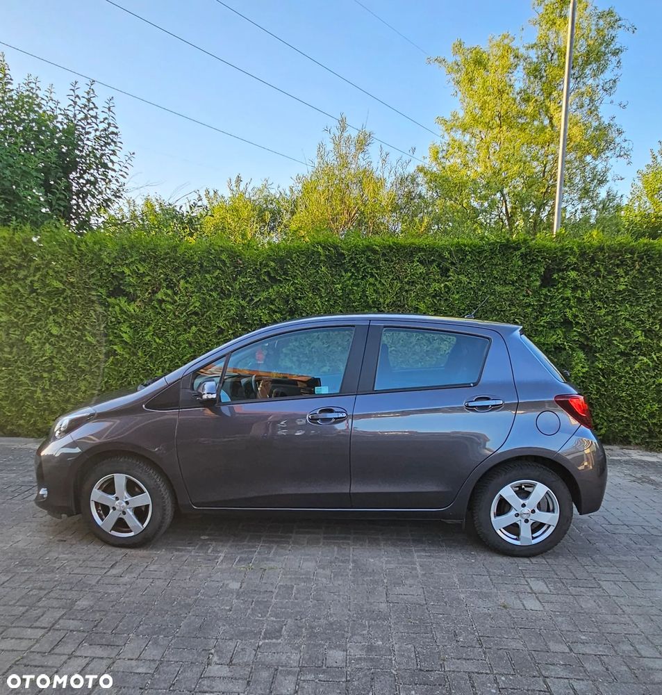 Toyota Yaris - 2