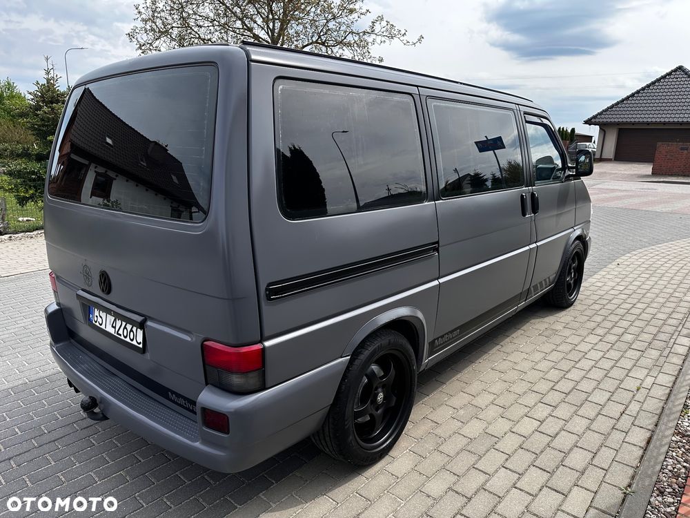 Volkswagen Multivan - 6