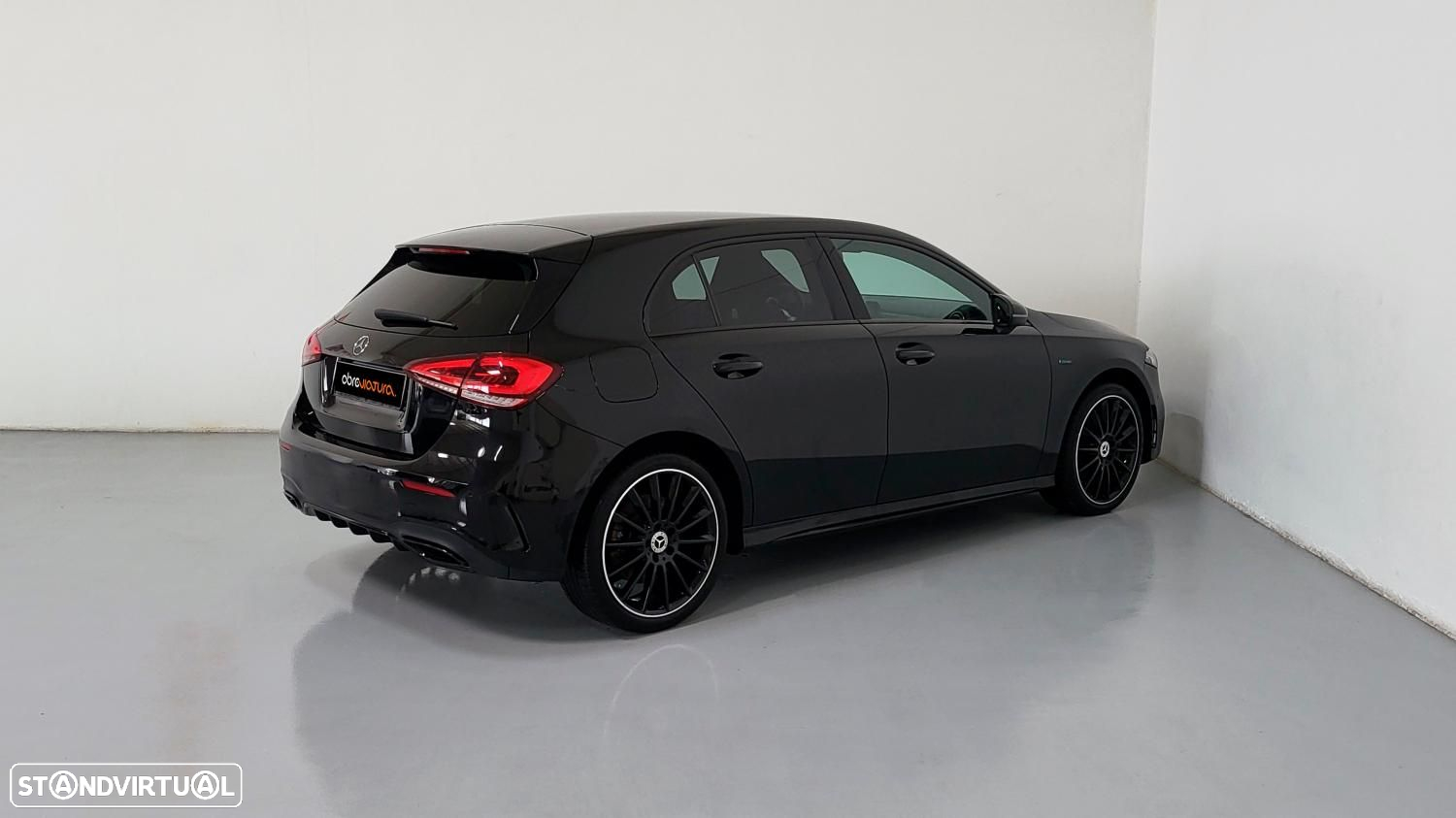 Mercedes-Benz A 250 e AMG Line - 4