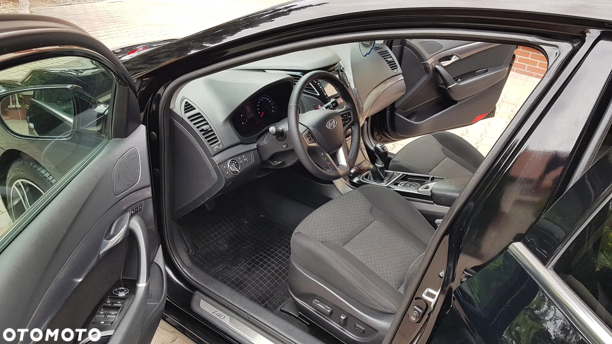 Hyundai i40 1.7 CRDi Comfort + - 7