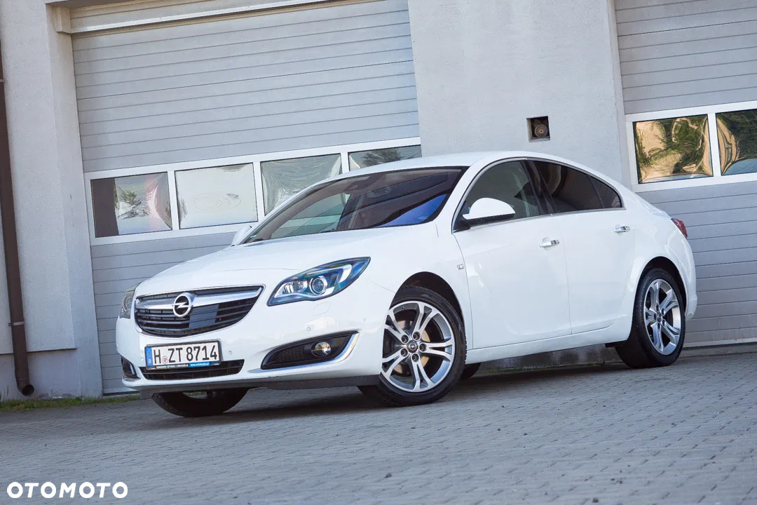 Opel Insignia 1.6 T Cosmo S&S - 5
