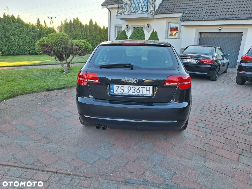 Audi A3 Sportback - 8