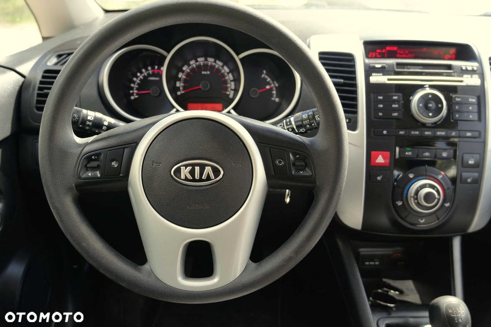 Kia Venga 1.4 CVVT Dream-Team Edition - 18