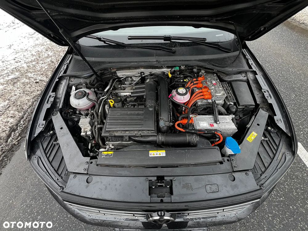 Volkswagen Passat 1.4 TSI Plug-In Hybrid GTE DSG - 13