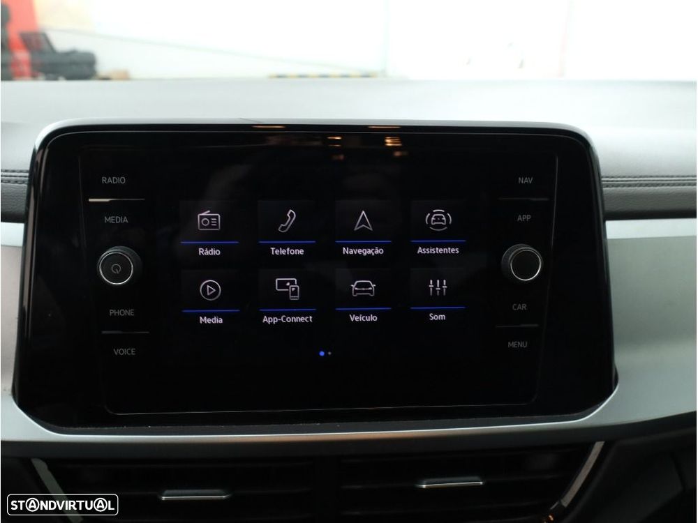 VW T-Roc 1.0 TSI Urban - 17