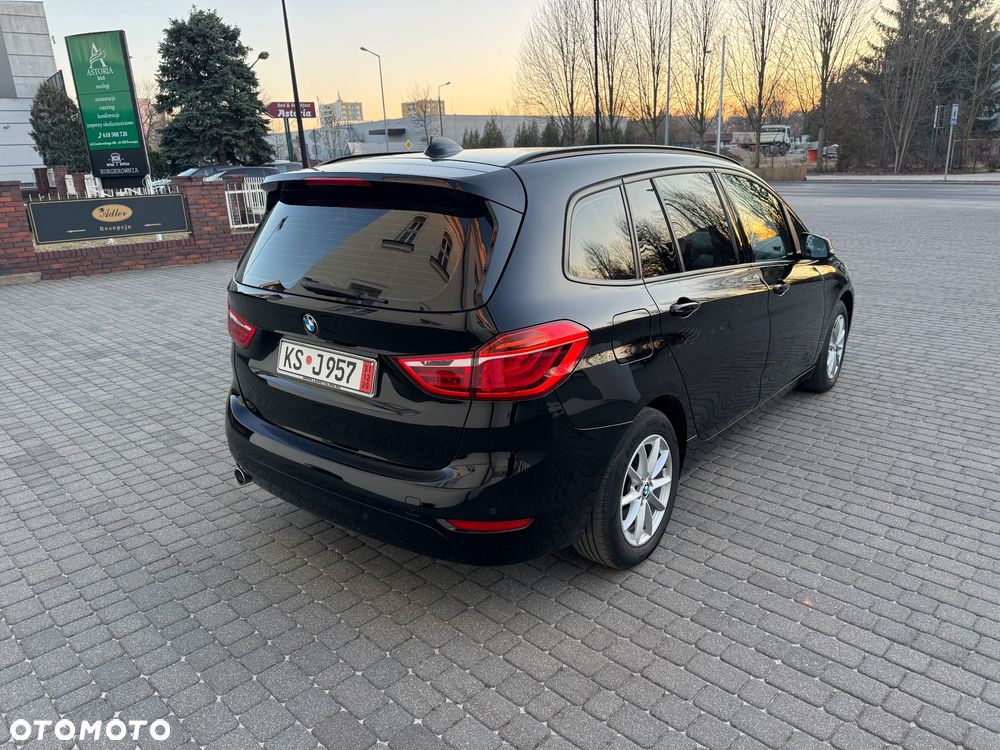 BMW Seria 2 216d GT Sport Line - 9