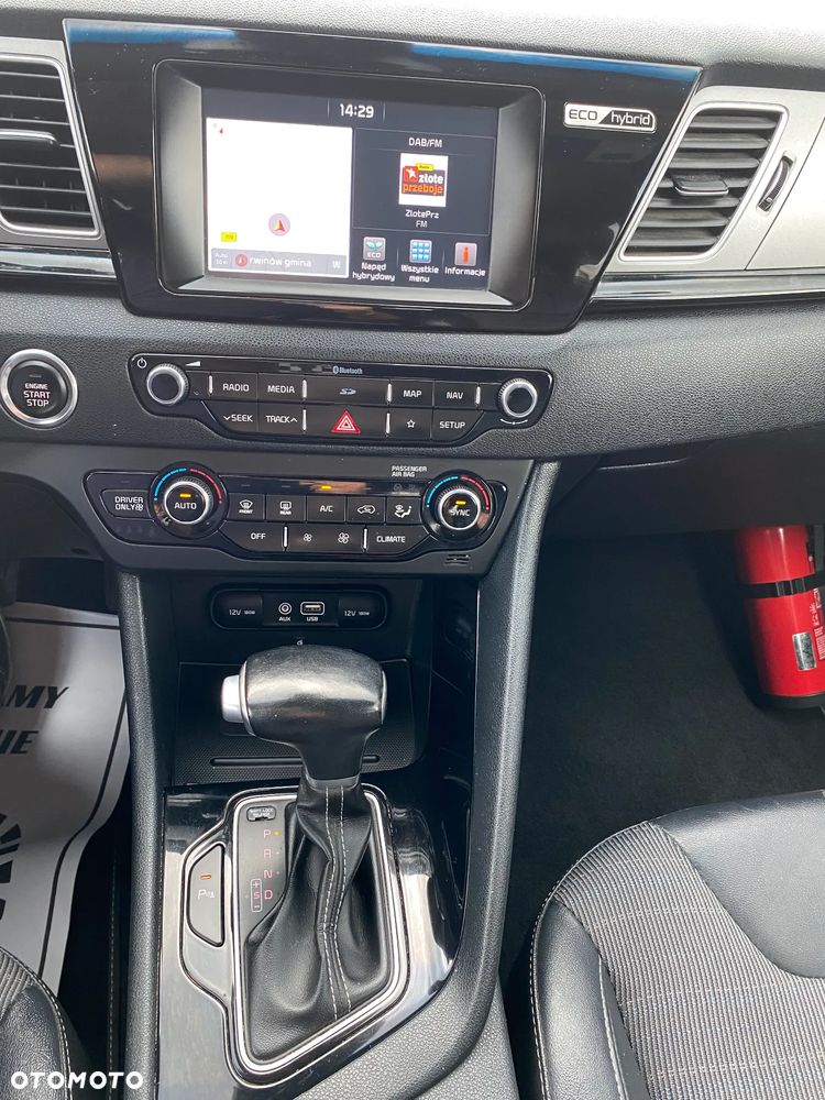 Kia Niro 1.6 GDI 2WD Edition 7 - 16