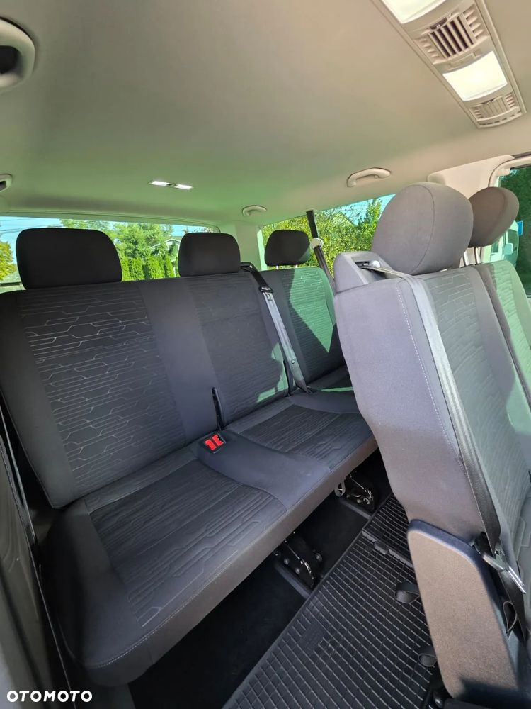 Volkswagen Caravelle 6.1 2.0 TDI L2 Highline DSG - 25