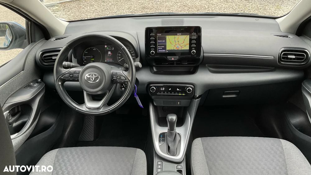 Toyota Yaris 1.5 VVT-i HSD Active - 18