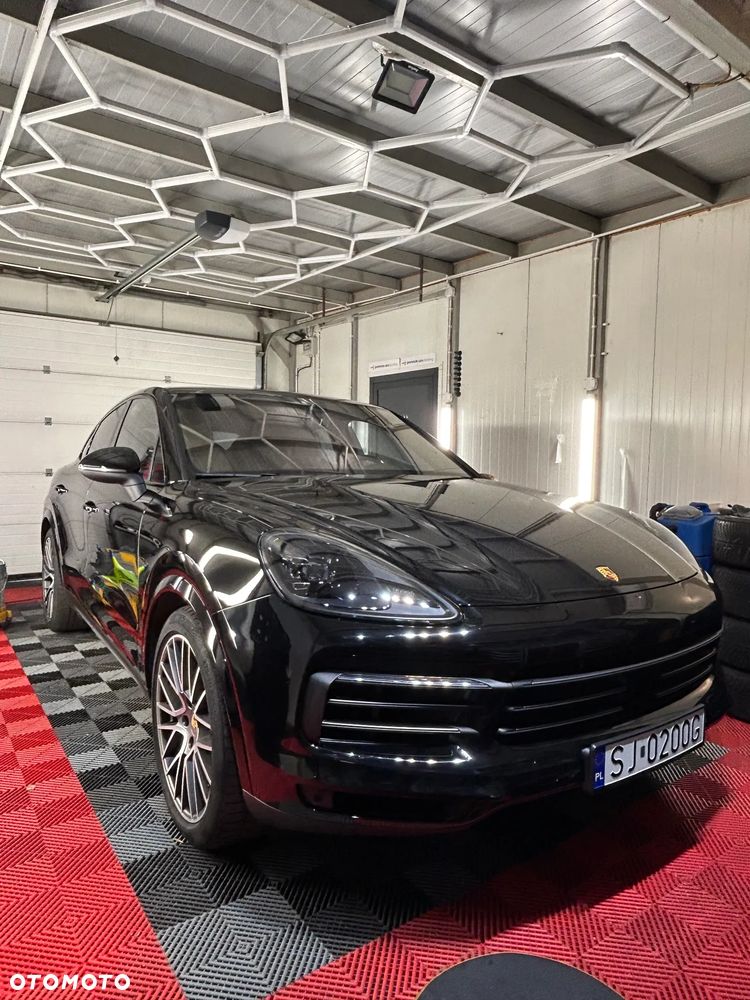 Porsche Cayenne - 26