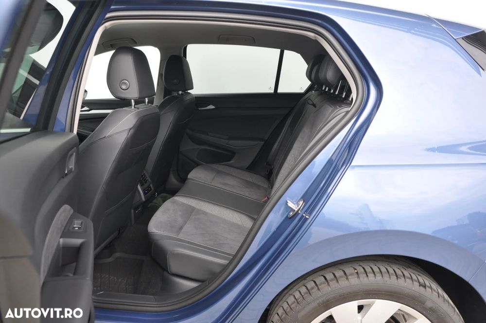 Volkswagen Golf 1.5 TSI eHybrid DSG PHEV Style - 26