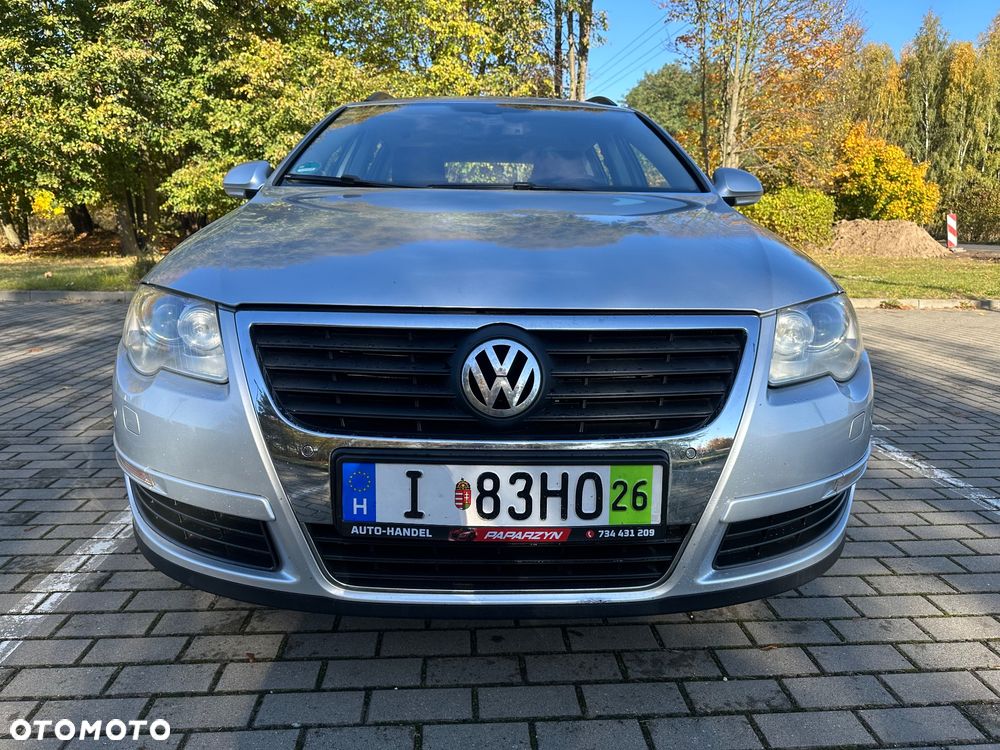 Volkswagen Passat - 2