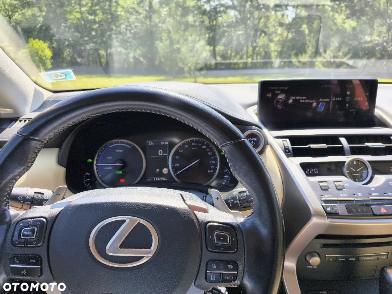 Lexus NX - 16