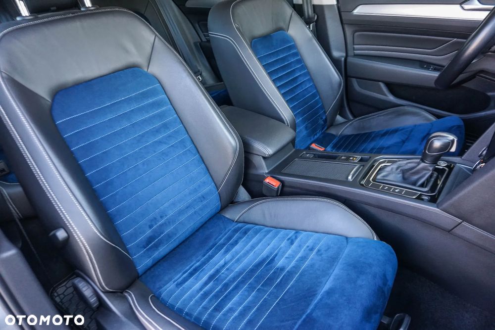Volkswagen Passat 1.5 TSI EVO Elegance DSG - 35