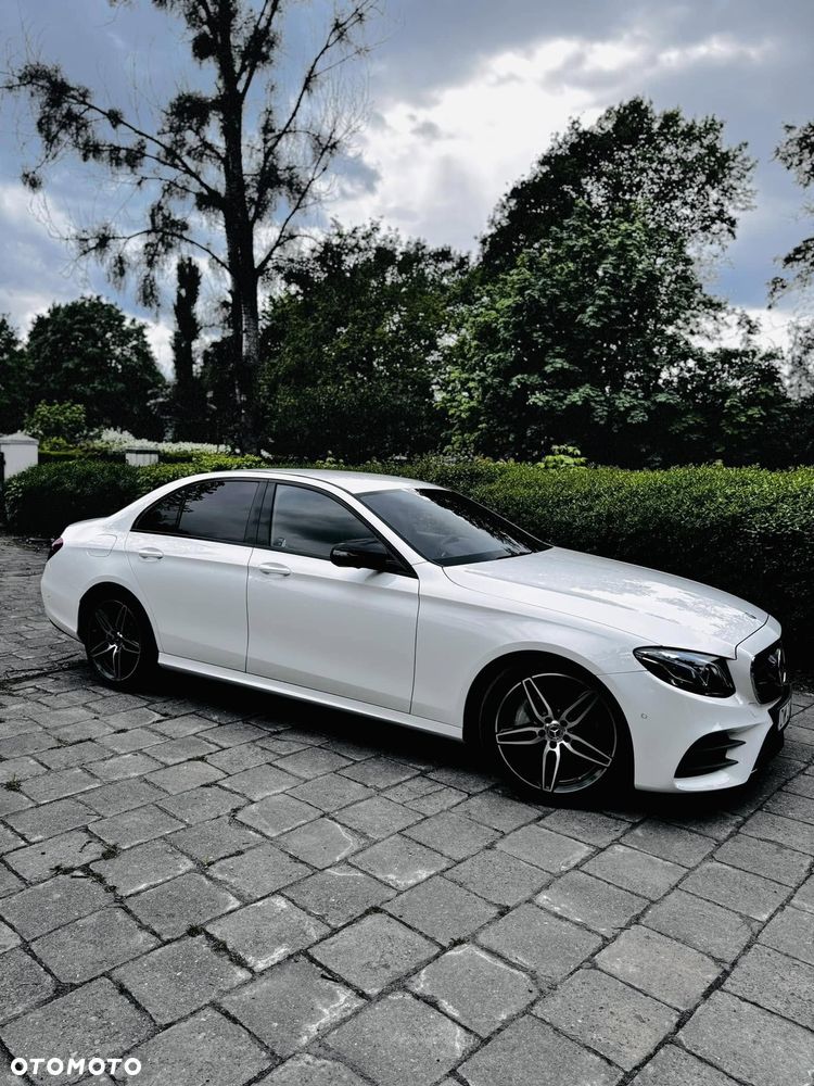 Mercedes-Benz Klasa E 220 d 9G-TRONIC - 1