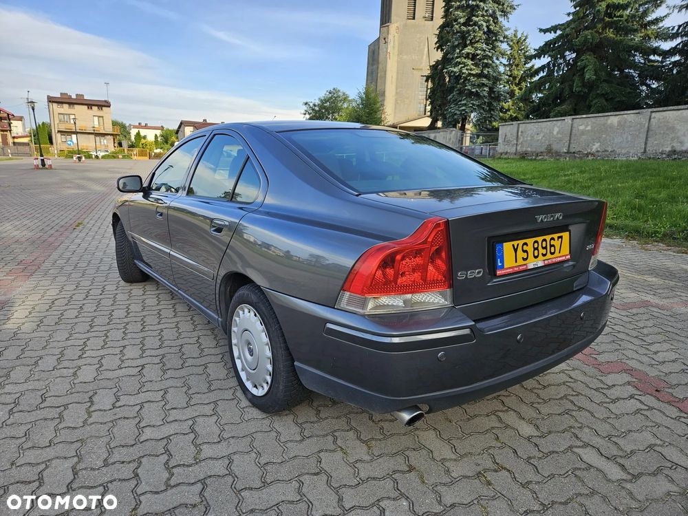 Volvo S60 2.0 T - 3