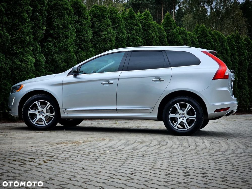 Volvo XC 60 T6 AWD Momentum - 16