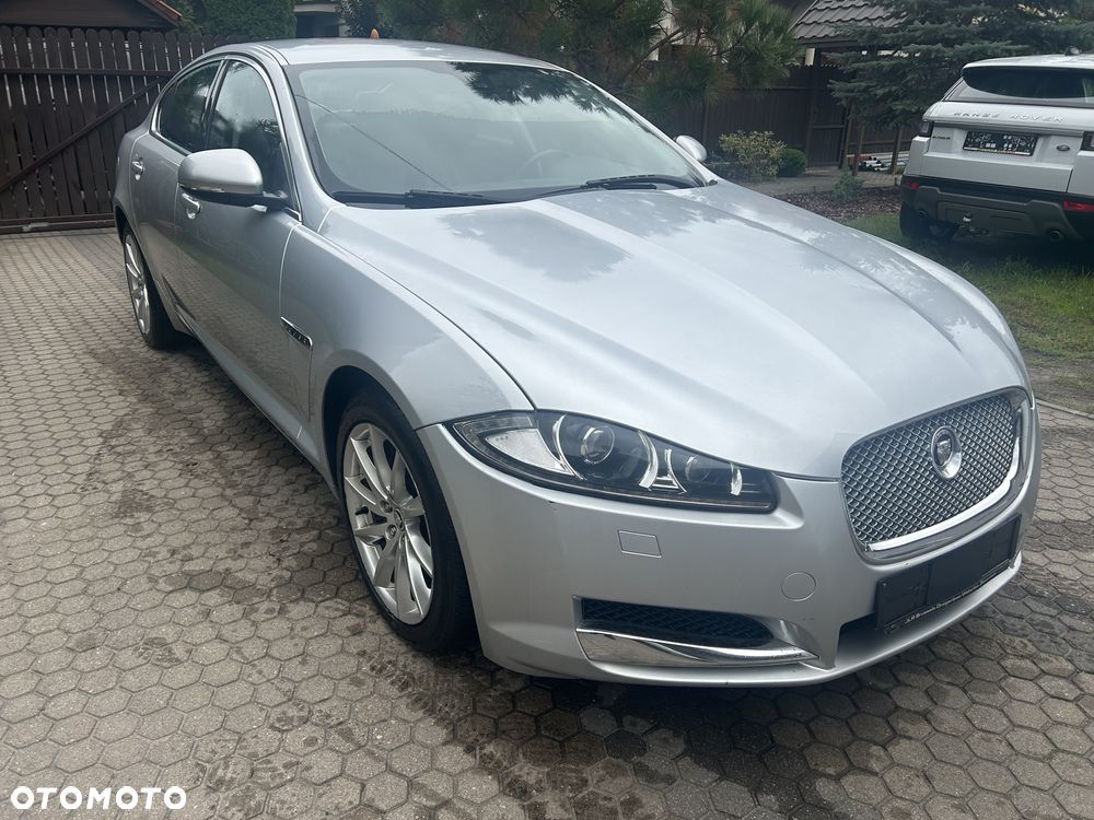 Jaguar XF 2.2 D Luxury - 3