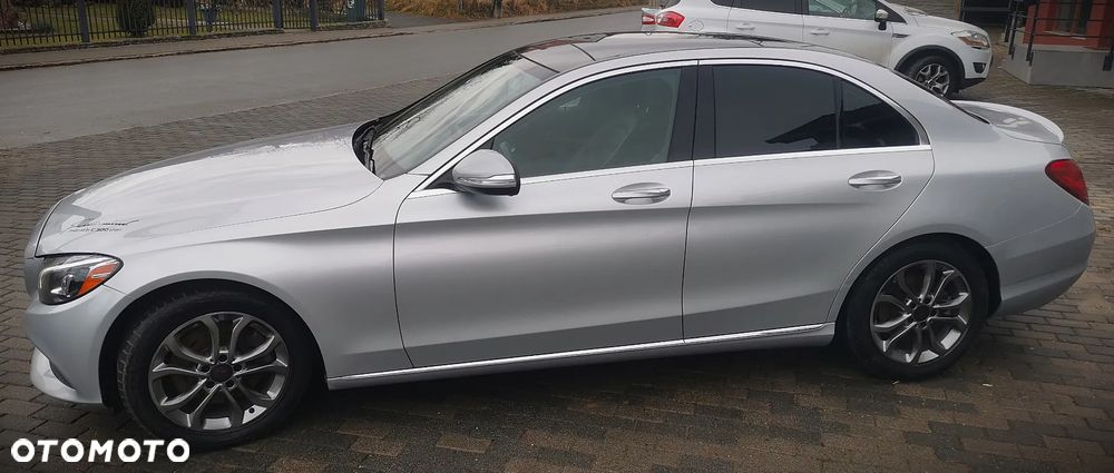 Mercedes-Benz Klasa C 300 7G-TRONIC - 3