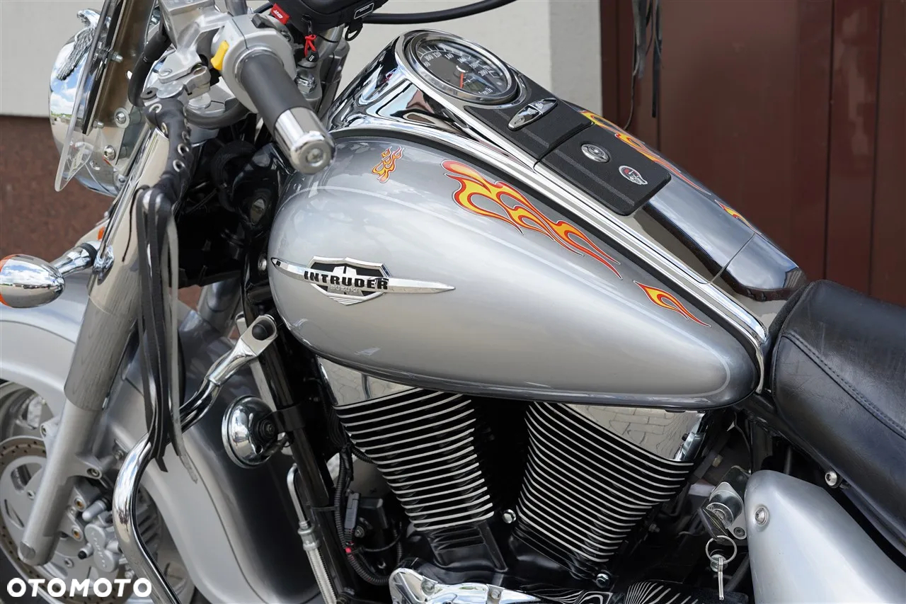 Suzuki VL 1500 Intruder LC - Boulevard C90 - 27