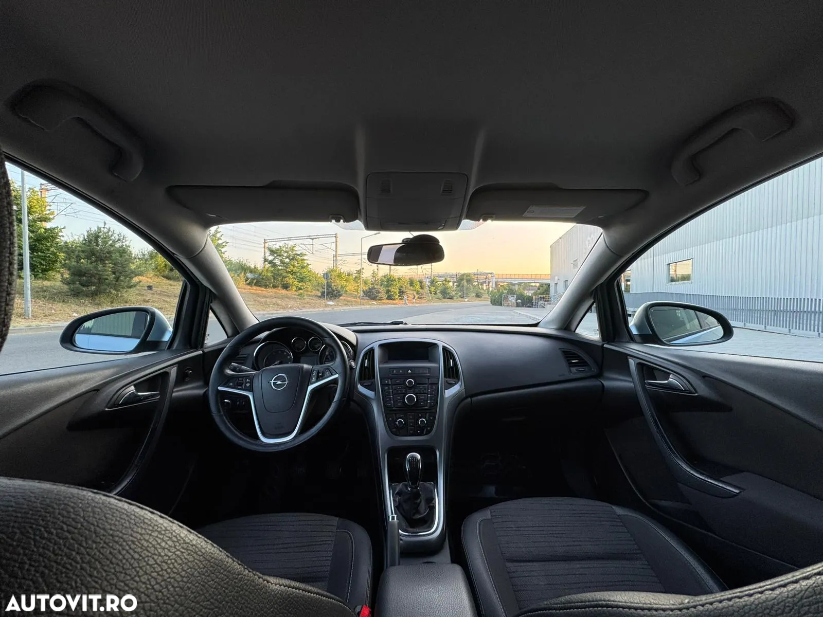 Opel Astra 1.6 TWINPORT ECOTEC Active - 8