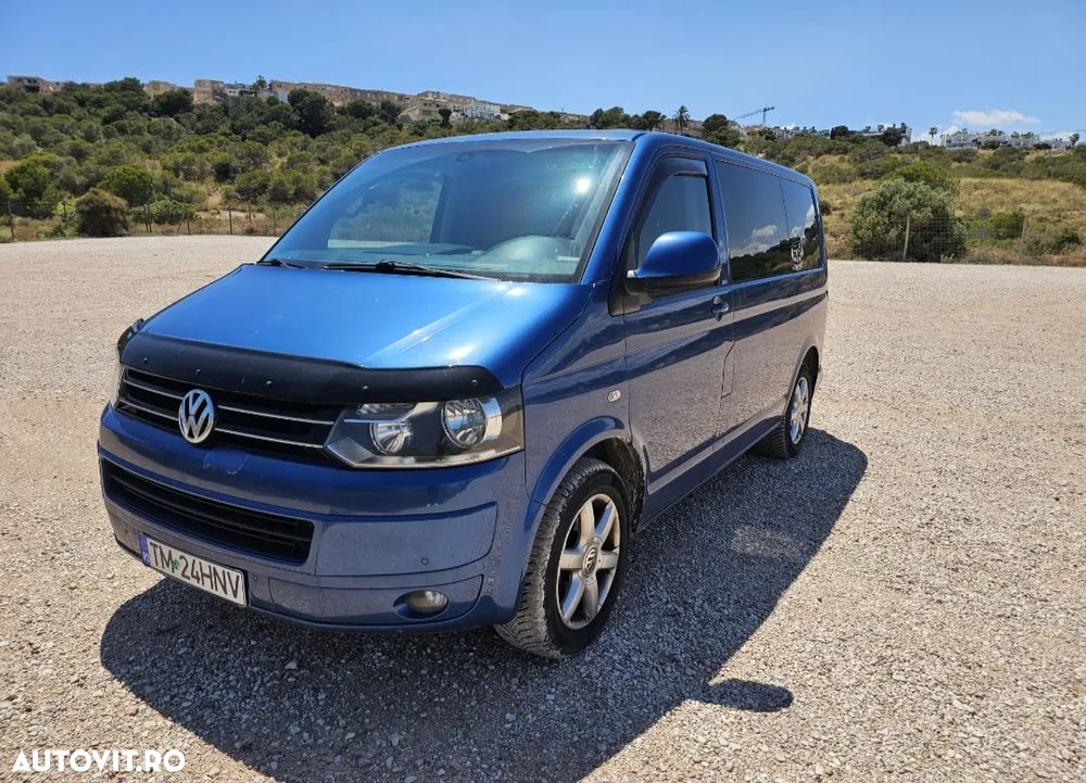 Volkswagen Multivan - 11
