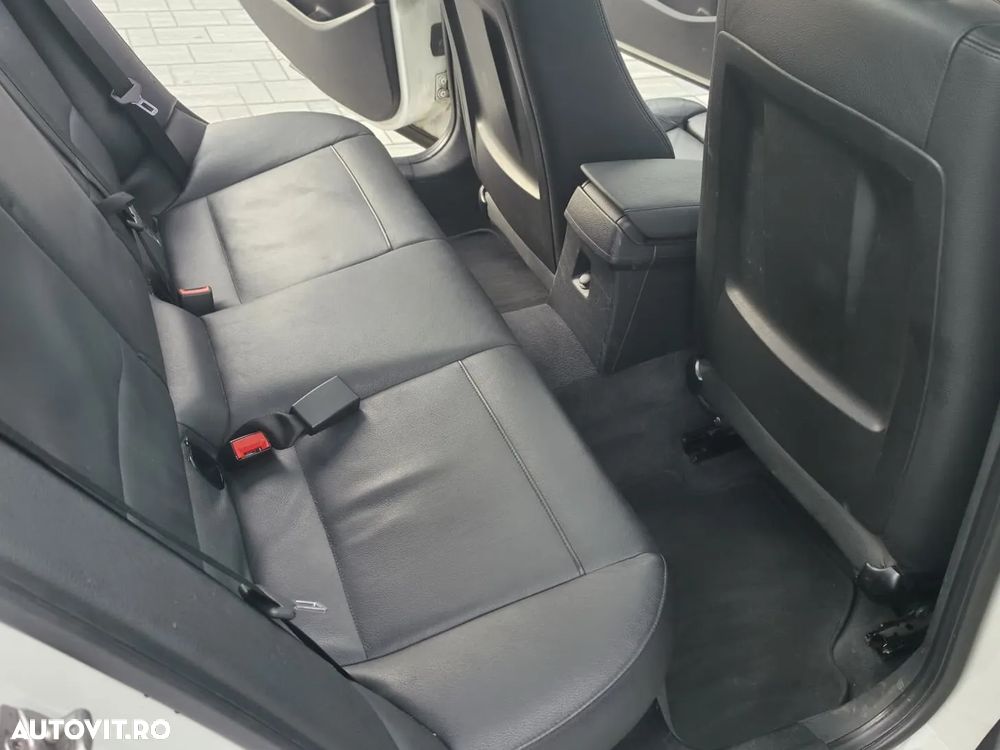 BMW X1 - 17