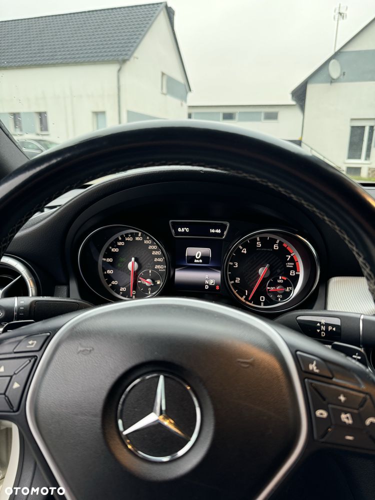 Mercedes-Benz CLA - 6