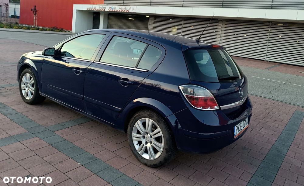 Opel Astra 1.4 - 4