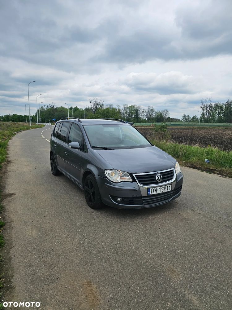 Volkswagen Touran 2.0 TDI DPF DSG Comfortline - 6