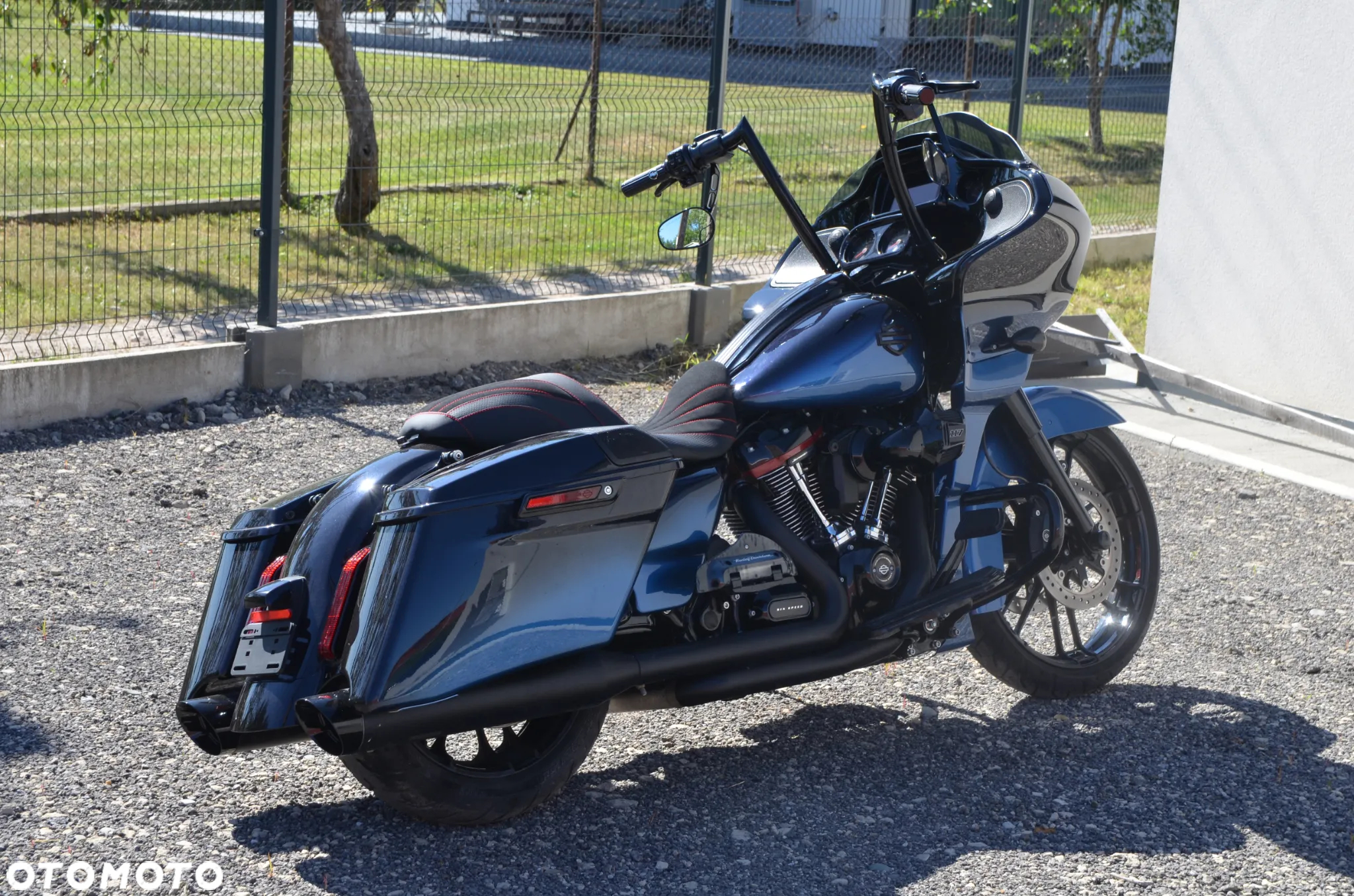 Harley-Davidson Touring Road Glide - 16