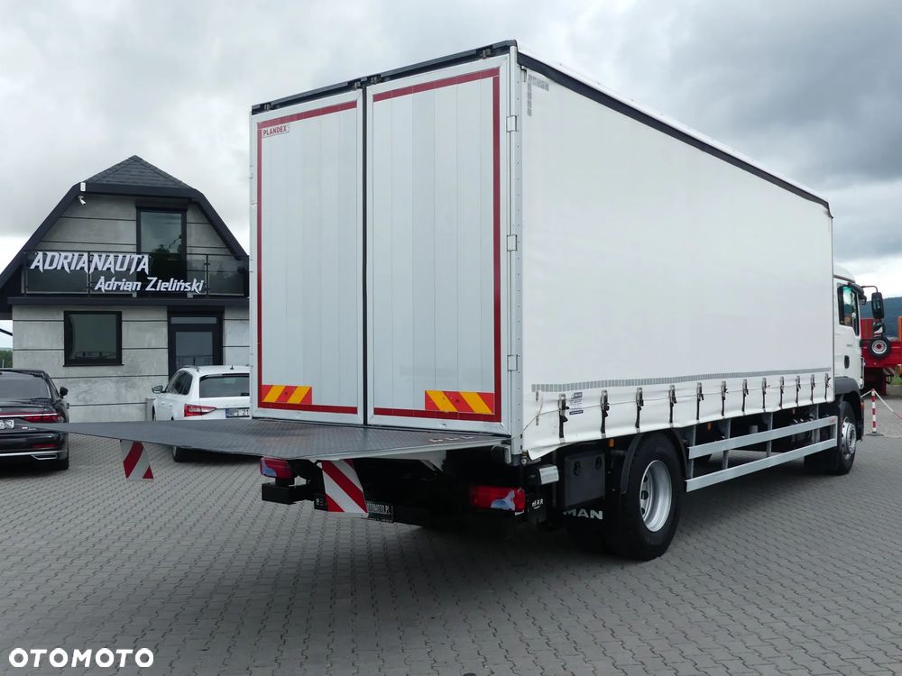 MAN TGM 18.250  / FIRANKA 7.30m + WINDA / PRZEBIEG 170 TYS KM ! / - 19