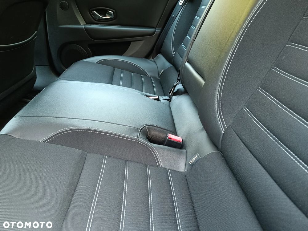 Renault Laguna 2.0 dCi Tech Run ESM - 26