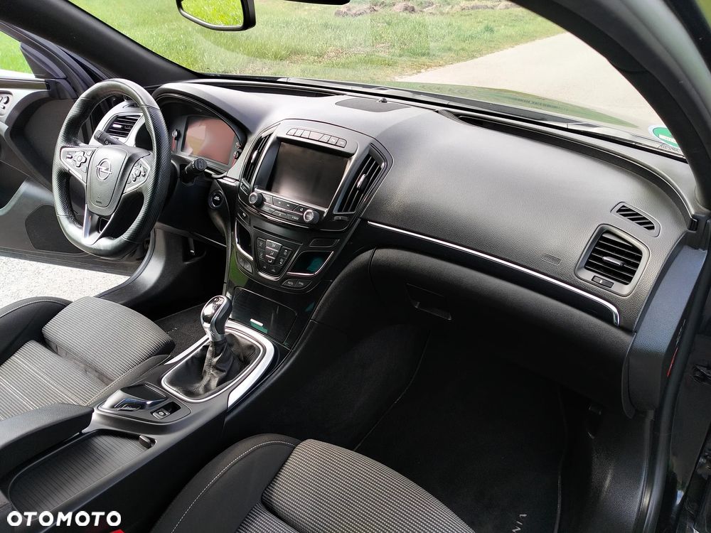 Opel Insignia 2.0 CDTI 4x4 ecoFLEX Start/Stop Business Innovation - 17