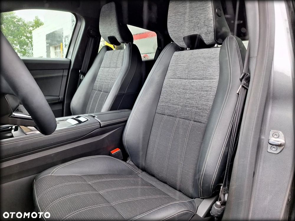 Renault Austral 1.3 TCe mHEV Techno - 14