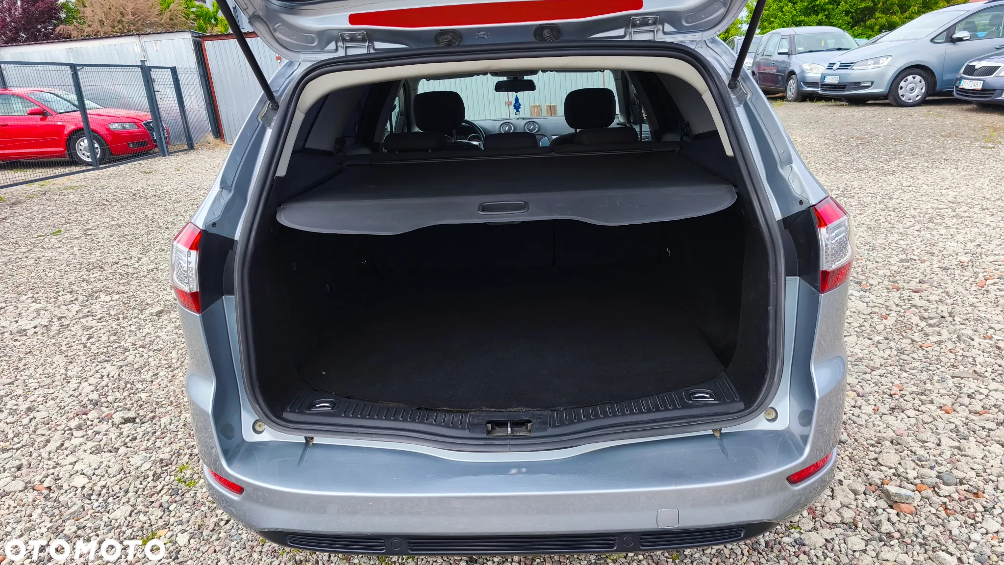 Ford Mondeo - 32