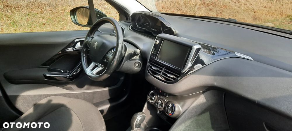 Peugeot 208 BlueHDi 100 Active - 10