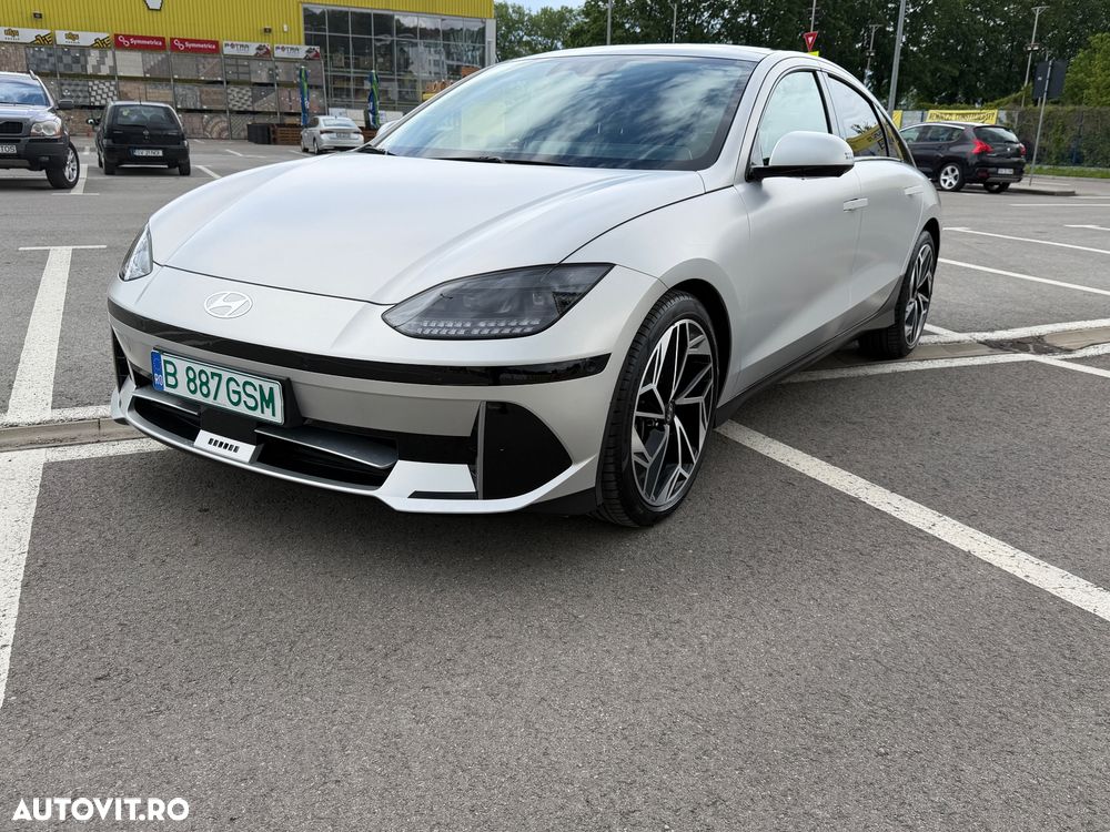 Hyundai IONIQ 6 - 2