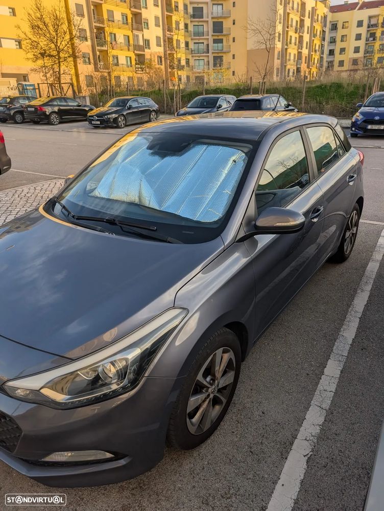 Hyundai i20 1.1 CRDi Access+Bluetooth - 6