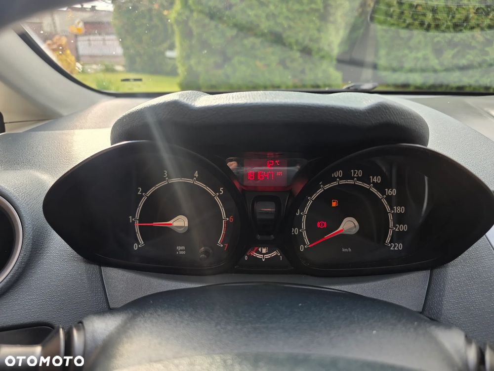 Ford Fiesta 1.25 Titanium - 12