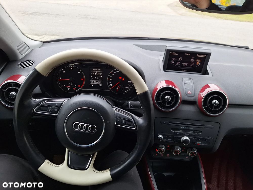 Audi A1 Sportback 1.6 TDI S line edition - 17