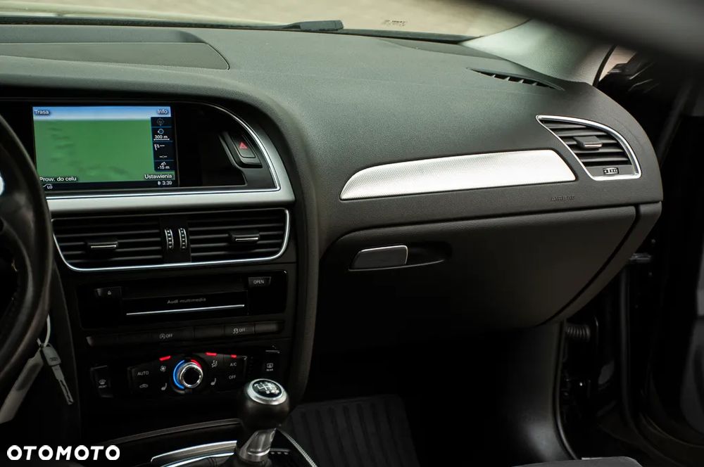 Audi A4 Avant 2.0 TDI clean diesel - 29