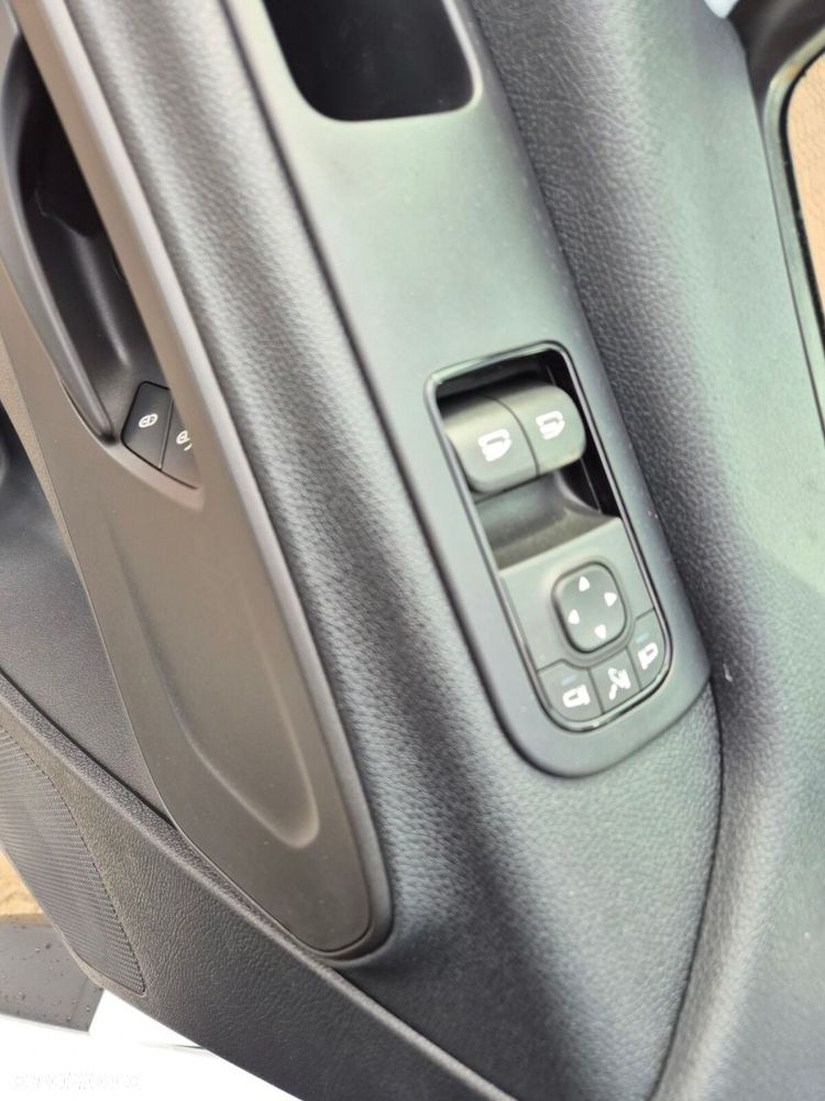 Mercedes-Benz Sprinter 519 CDI OM654 - 18